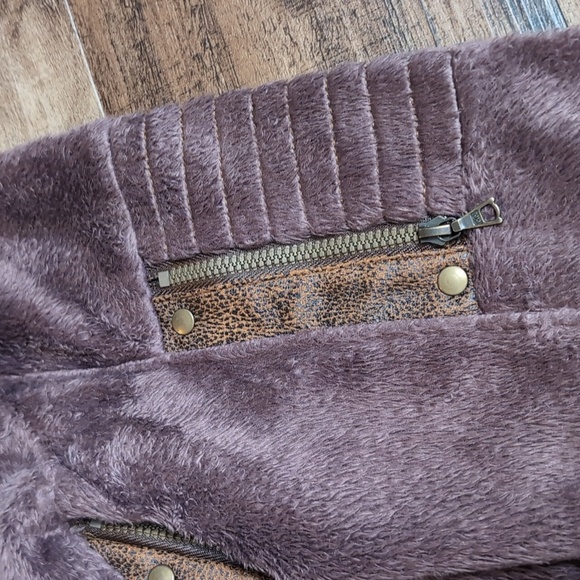 KUHL Moto Vation Full Zip Dark Brown Sherpa Fleece Brown Leather Jacket Small - Picture 7 of 11